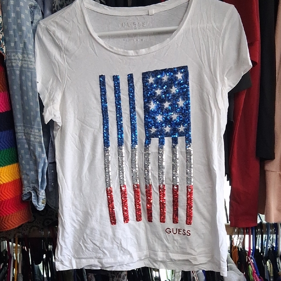 Guess Women's White Tee with Sequin Flag Design - Picture 1 of 3